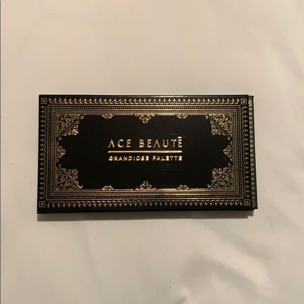 Ace Beaute - Grandiose Palette - 8 Shades